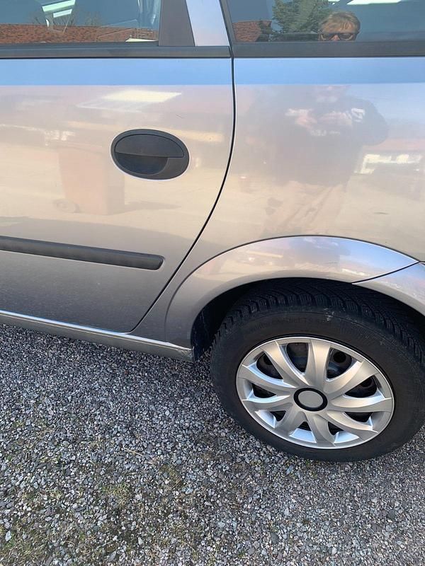 Gebraucht Opel Meriva 100 PS (73 kW) 2004 Silber Van / Kleinbus