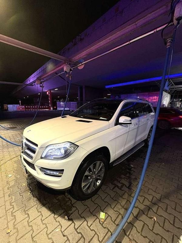 Gebraucht Mercedes GL350 258 PS (189 kW) 2012 Weiß SUV