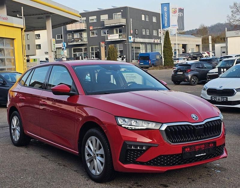 Gebraucht Skoda Scala Selection 116 PS (85 kW) 2024 Rot Kleinwagen