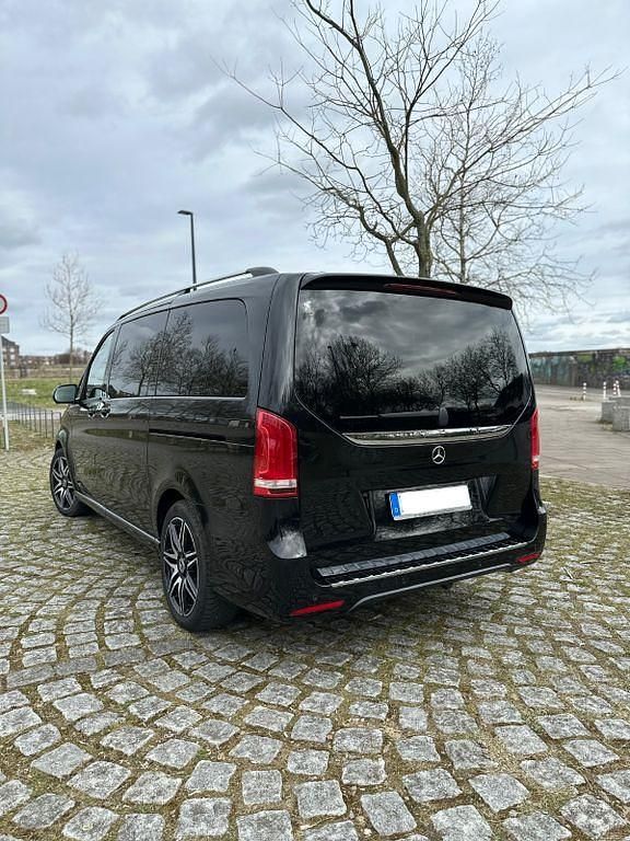 Gebraucht Mercedes V300 Exclusive 239 PS (175 kW) 2019 Schwarz Van / Kleinbus