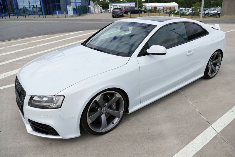 Grau Gebraucht 2011 Audi RS5 Exclusive Coupé | 37.990 € (Teuer) - Bild 1/4