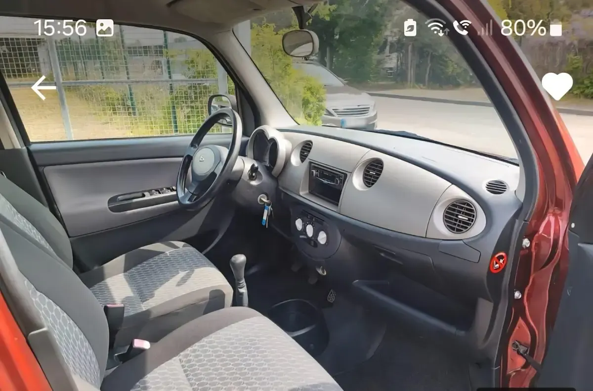 Gebraucht Daihatsu Trevis 58 PS (42 kW) 2006 Rot Kleinwagen