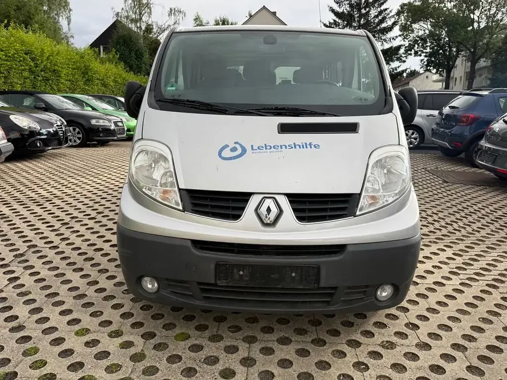 Gebraucht Renault Trafic 114 PS (83 kW) 2007 Grau Van / Kleinbus