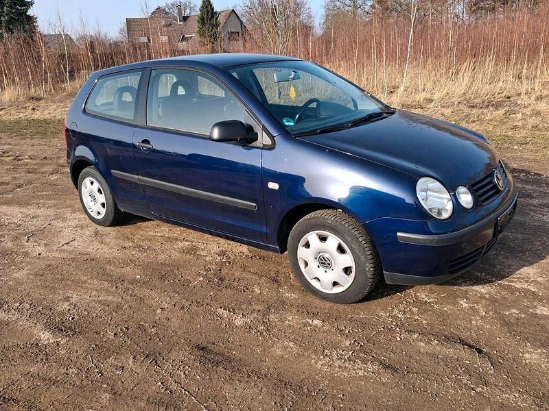 Gebraucht VW Polo 55 PS (40 kW) 2003 Blau Kleinwagen