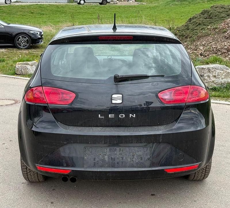 Gebraucht Seat Leon 105 PS (77 kW) 2012 Schwarz Limousine