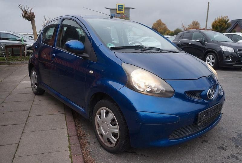Gebraucht Toyota Aygo Cool 68 PS (50 kW) 2009 Blau Kleinwagen
