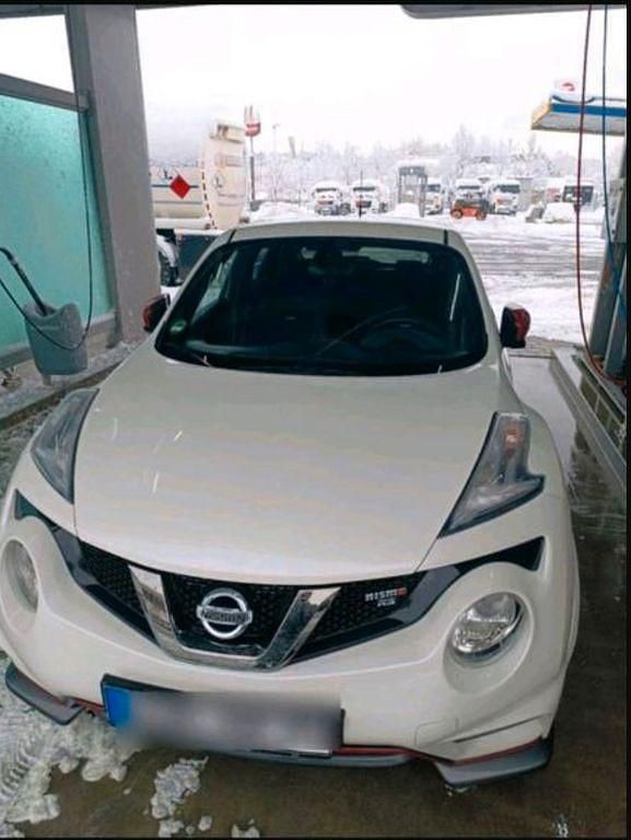 Weiß Gebraucht 2016 Nissan Juke Nismo RS SUV | 12.000 € (Etwas zu teuer) - Bild 1/4