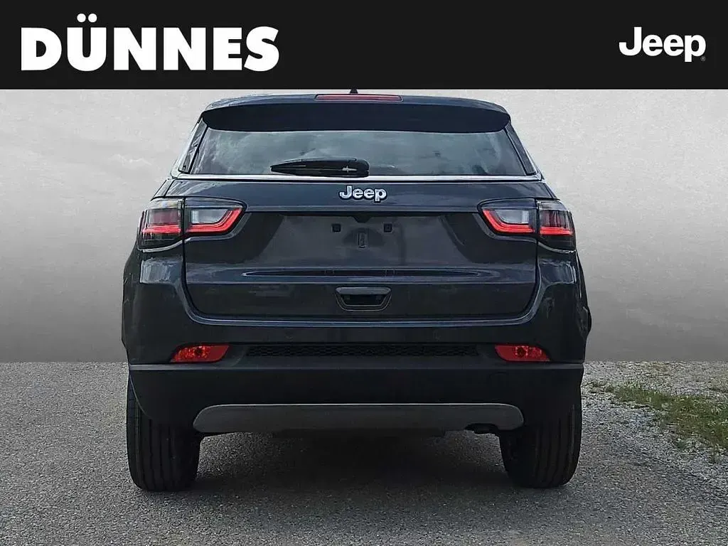 Ny Jeep Compass Altitude 129 HK (94 kW) 2025 Grå SUV