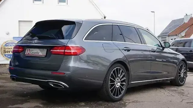 Gebraucht Mercedes E200 184 PS (135 kW) 2019 Grau Kombi