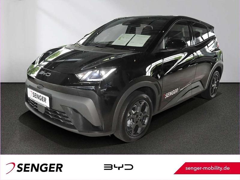 Schwarz Gebraucht 2025 BYD Dolphin Comfort Kleinwagen | 29.970 € (Fairer Preis) - Bild 1/4