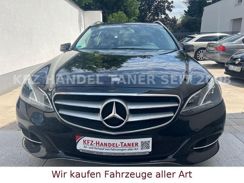 Gebraucht Mercedes E200 184 PS (135 kW) 2014 Schwarz Kombi