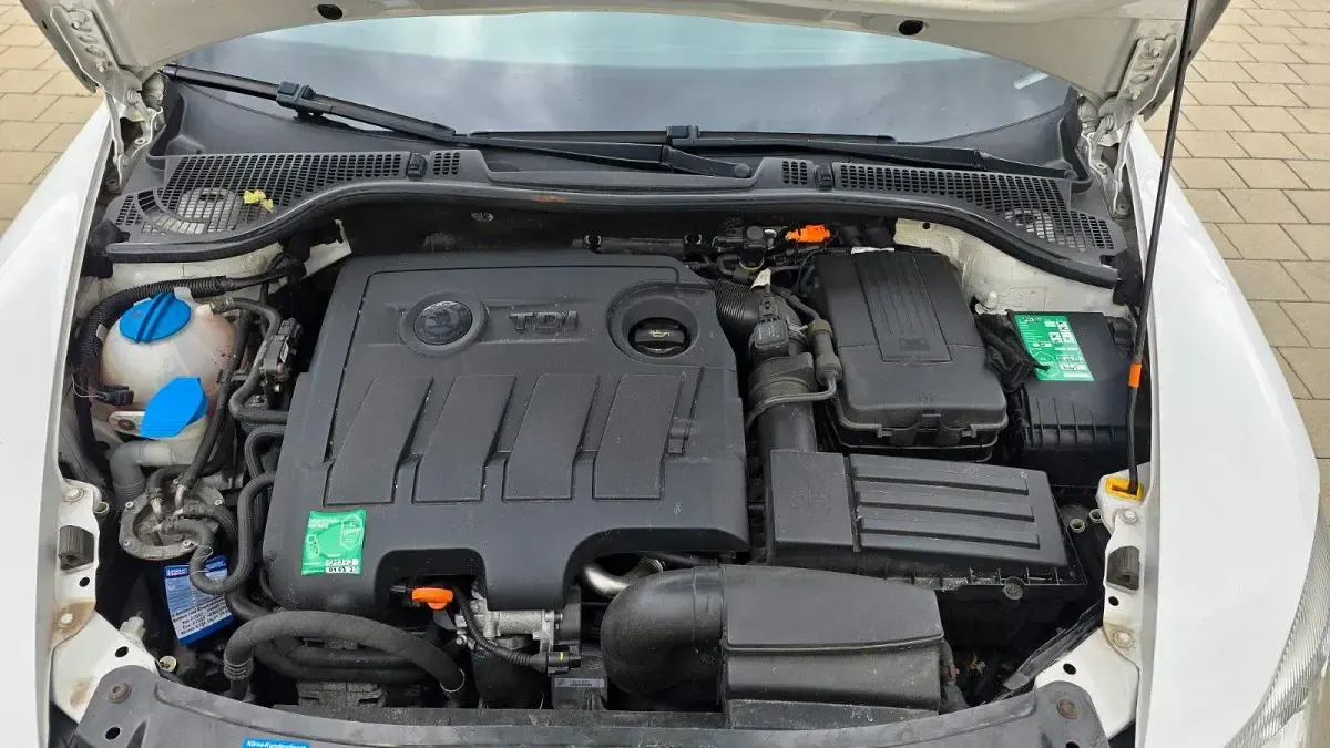 Gebraucht Skoda Octavia GreenLine 105 PS (77 kW) 2013 Grau Kombi