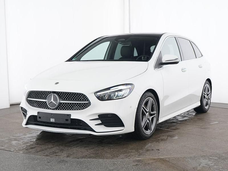 Gebraucht Mercedes B200 AMG 163 PS (119 kW) 2025 Weiß Van / Kleinbus