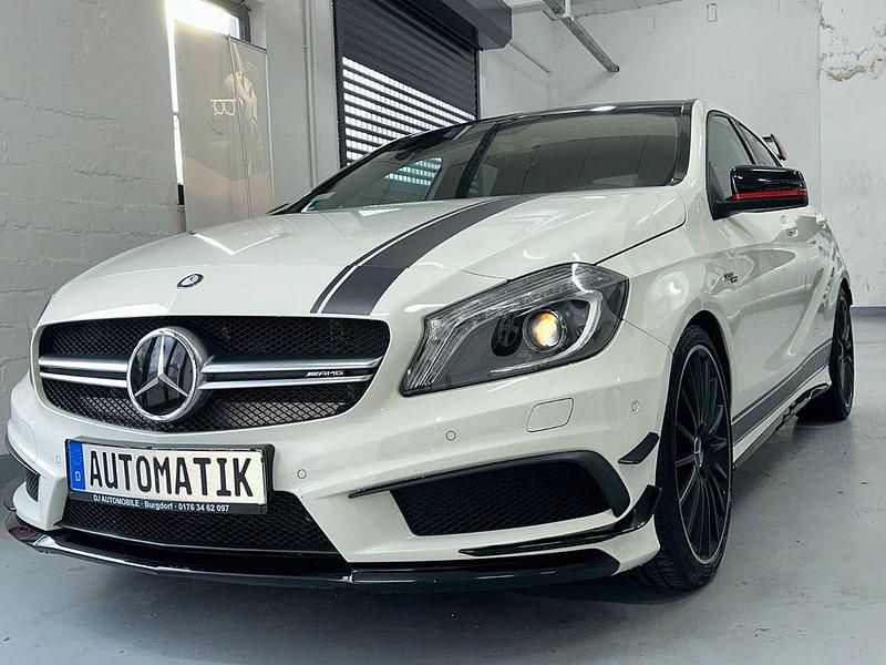 Weiß Gebraucht 2016 Mercedes A45 AMG AMG Limousine | 29.999 € (Teuer) - Bild 1/4