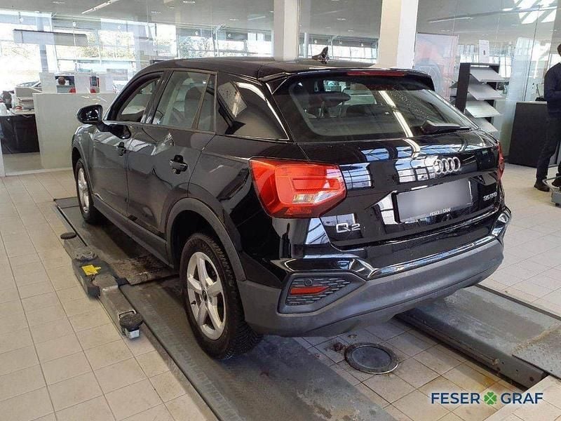 Gebraucht Audi Q2 Comfort 150 PS (110 kW) 2024 Brillantschwarz SUV