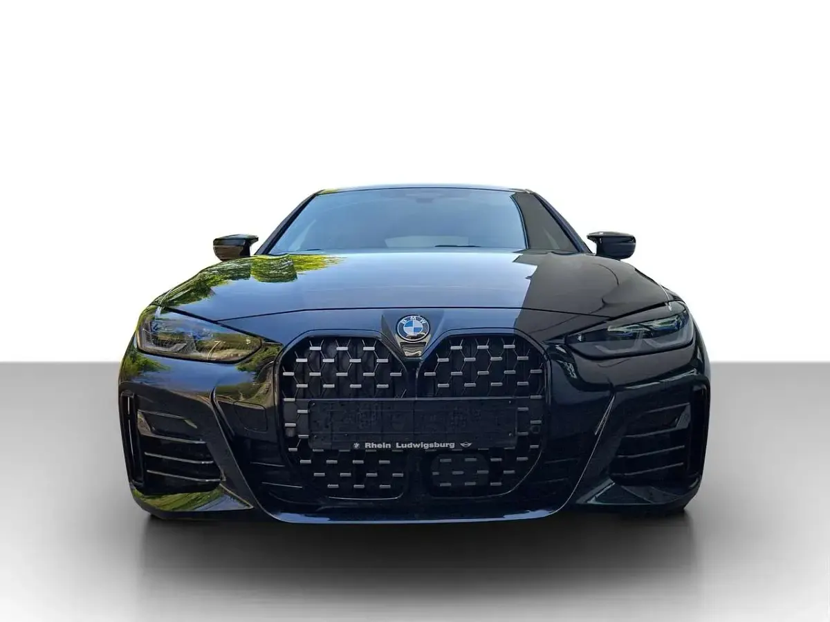 Gebraucht BMW 440 374 PS (275 kW) 2023 Saphirschwarz metallic Coupé