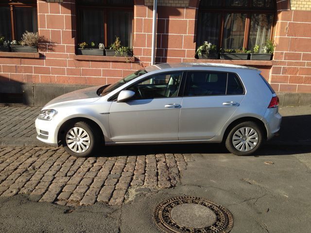 Gebraucht VW Golf VII 86 PS (63 kW) 2014 Silber metallic Limousine