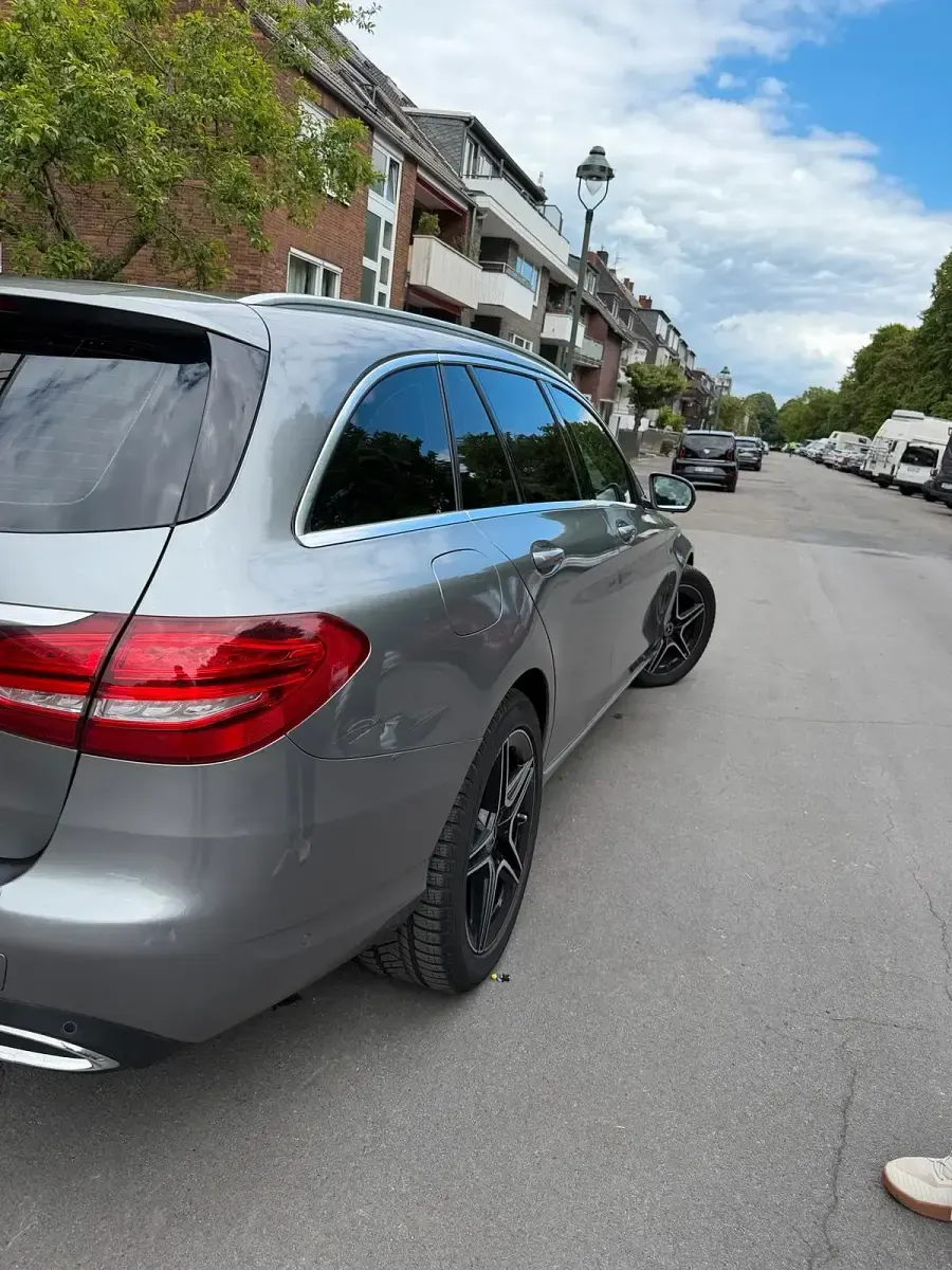 Gebraucht Mercedes 220 170 PS (125 kW) 2016 Silber Kombi