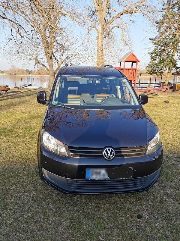 Gebraucht VW Caddy Maxi 102 PS (75 kW) 2012 Schwarz Van / Kleinbus