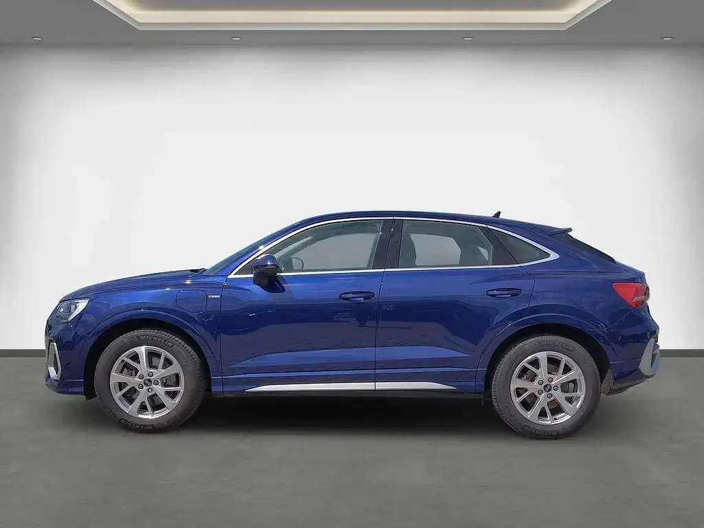 Gebraucht Audi Q3 Sportback S-Line 245 PS (180 kW) 2022 Blau SUV