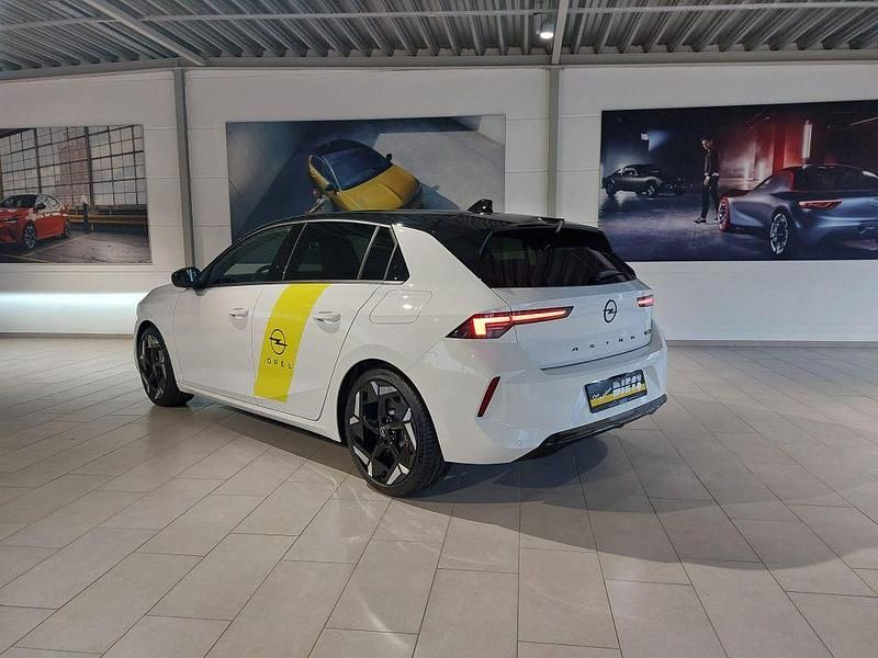 Gebraucht Opel Astra GSe 226 PS (166 kW) 2024 Weiß Limousine