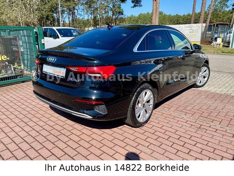 Second-hand Audi A3 Advanced Plus 116 CP (85 kW) 2022 Negru Berlinǎ