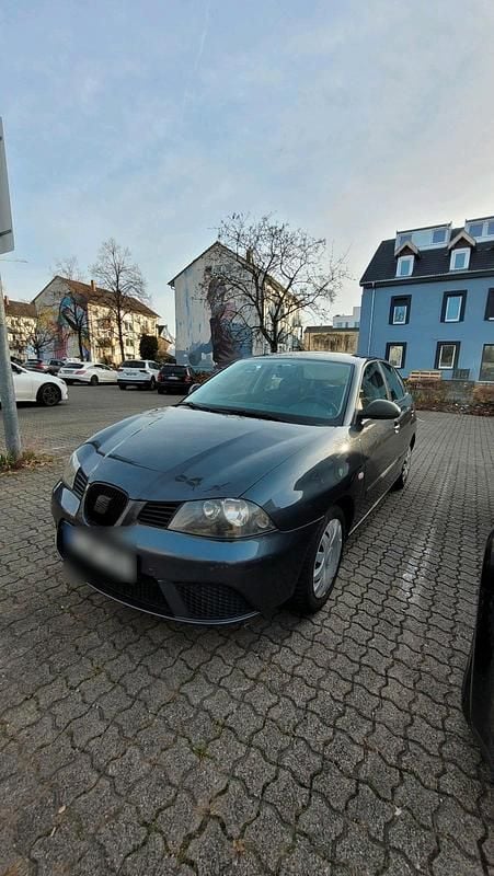 Grau Gebraucht 2007 Seat Ibiza Reference Kleinwagen | 2.222 € (Teuer) - Bild 1/4