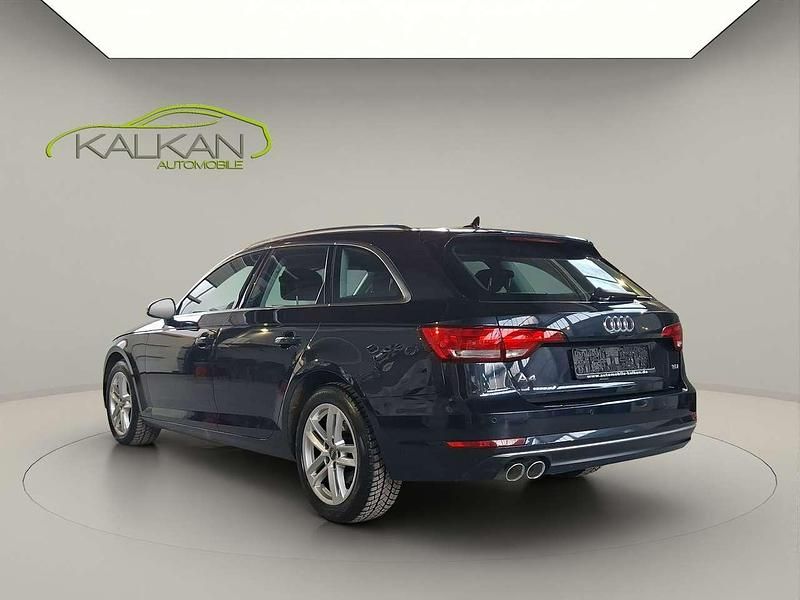 Gebraucht Audi A4 Design 190 PS (139 kW) 2016 Blau Kombi