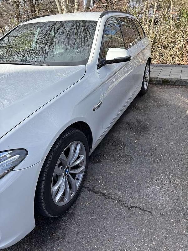 Gebraucht BMW 520 Luxury Line 190 PS (139 kW) 2016 Kombi