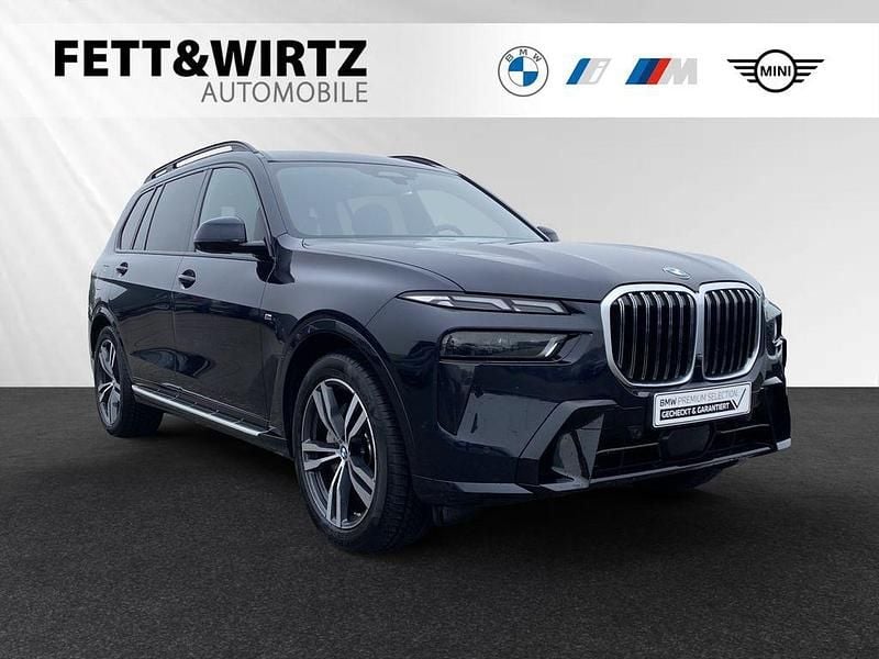 Carbonschwarz metallic Gebraucht 2024 BMW X7 M Sport SUV | 85.700 € (Guter Preis) - Bild 1/3