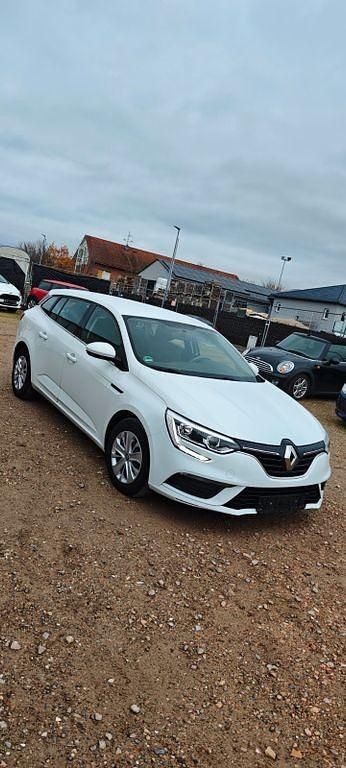 Weiß Gebraucht 2017 Renault Mégane IV Life Limousine | 6.499 € (Fairer Preis) - Bild 1/4