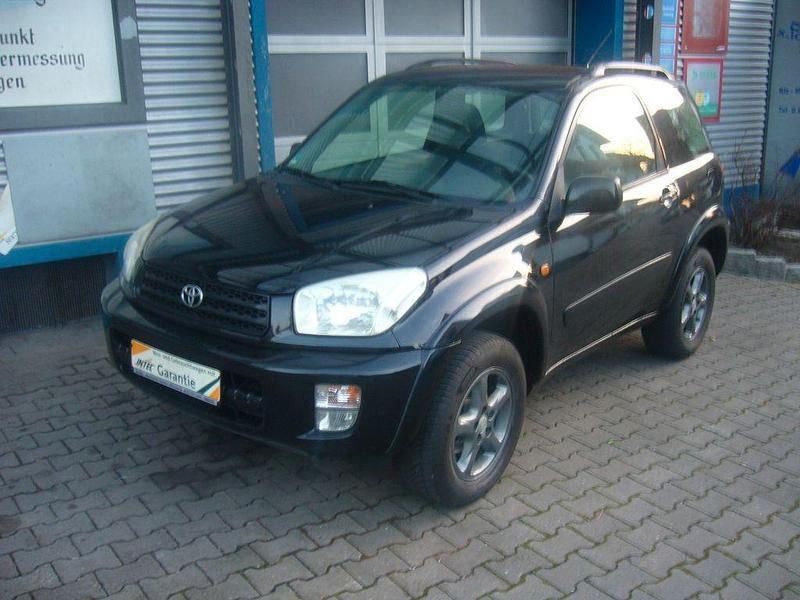 Schwarz Gebraucht 2001 Toyota RAV4 SUV | 7.999 € (Fairer Preis) - Bild 1/4