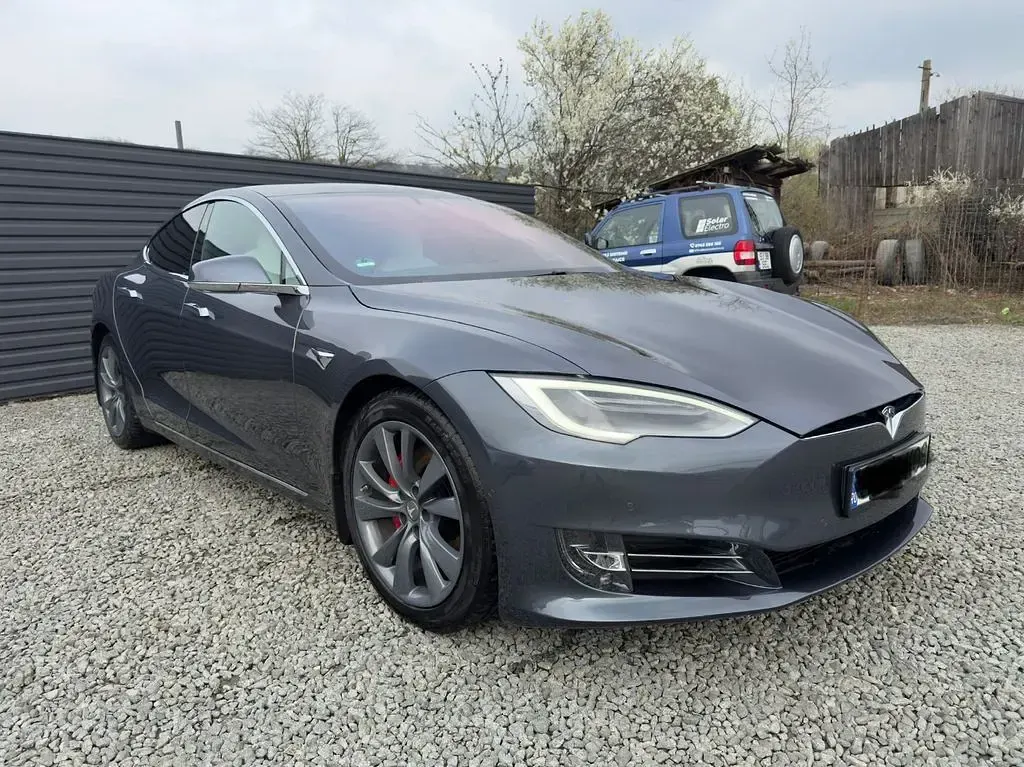 Usata Tesla Model S Performance 584 kW (795 CV) 2020 Grigio Utilitaria