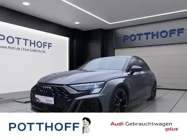 Gebraucht Audi RS3 Sportback Ambiente 400 PS (294 kW) 2024 Kleinwagen
