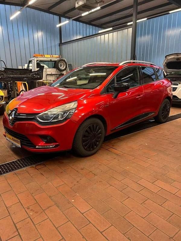 Gebraucht Renault Clio GrandTour LIMITED 90 PS (66 kW) 2016 Rot Kombi