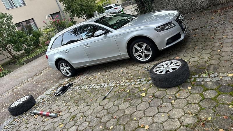 Gebraucht 2012 Audi A4 Kombi | 4.400 € (Superpreis) - Bild 1/4