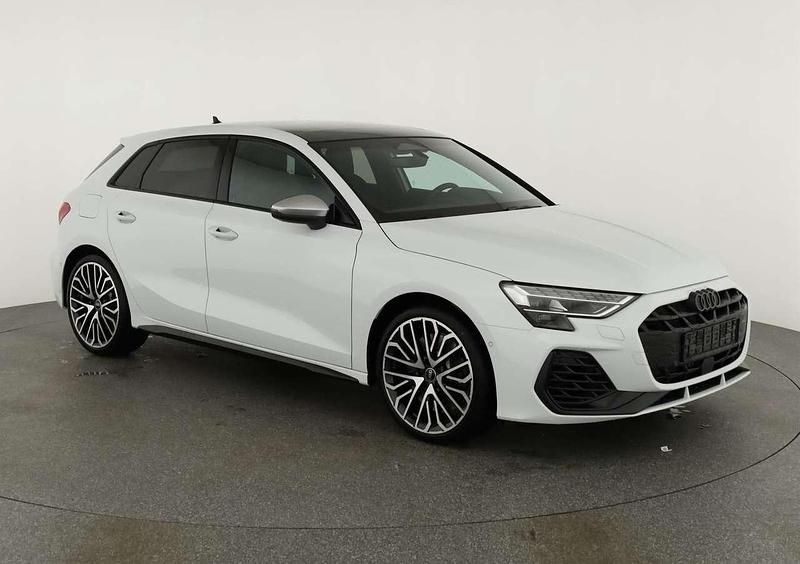 Gletscher weiß metallic Neu 2025 Audi S3 Limousine | 48.045 € (Superpreis) - Bild 1/4