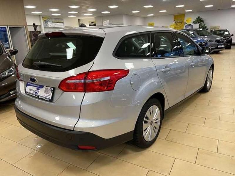 Gebraucht Ford Focus Trend 120 PS (88 kW) 2017 Metallic Kombi