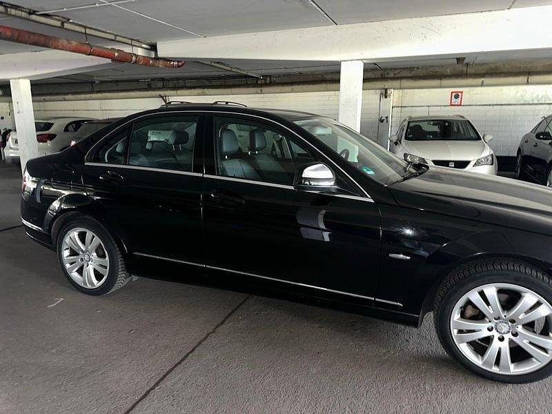 Gebraucht Mercedes C200 184 PS (135 kW) 2007 Schwarz Limousine