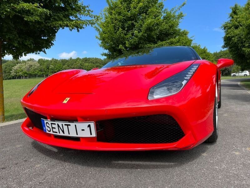Gebraucht Ferrari 488 669 PS (492 kW) 2015 Rot