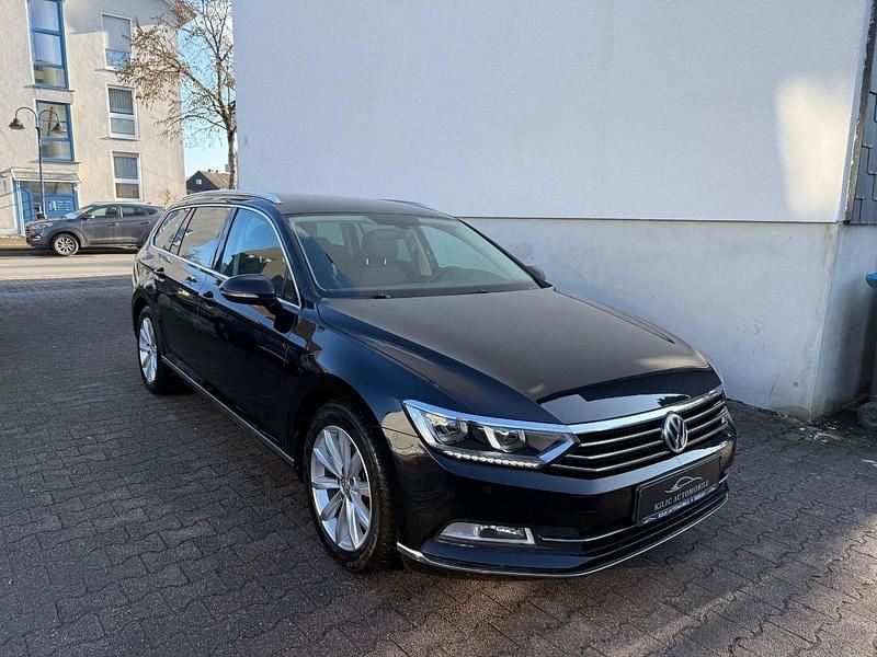 Gebraucht VW Passat Highline 150 PS (110 kW) 2015 Schwarz Kombi