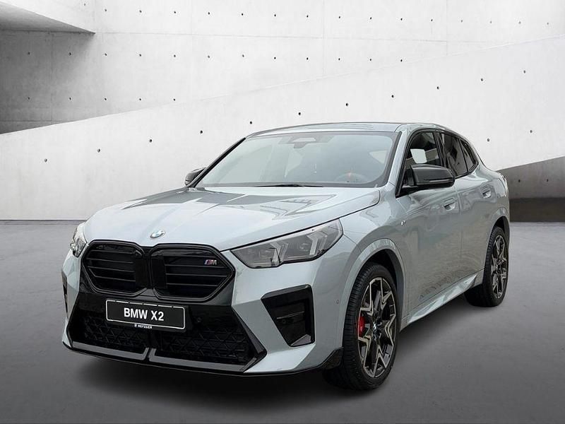 Grau Gebraucht 2025 BMW X2 M Sport SUV | 64.694 € (Etwas zu teuer) - Bild 1/4
