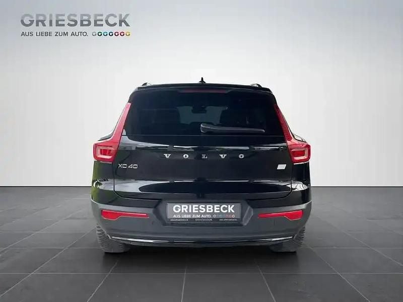 Używany Volvo C40 300 kW (408 KM) 2023 Czarny SUV