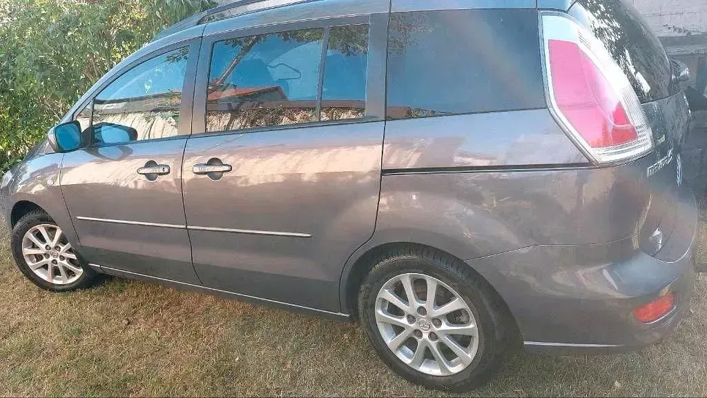 Gebraucht Mazda 5 116 PS (85 kW) 2009 Grau Van / Kleinbus