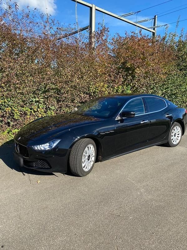 Gebraucht Maserati Ghibli 275 PS (202 kW) 2016 Schwarz Limousine