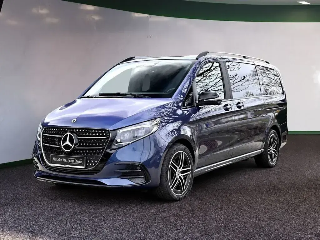 Gebraucht Mercedes V300 Avantgarde 237 PS (174 kW) 2025 Blau Van / Kleinbus