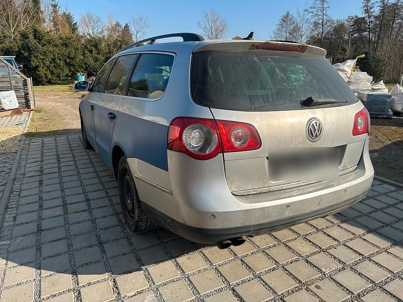 Gebraucht VW Passat 140 PS (102 kW) 2008 Kombi