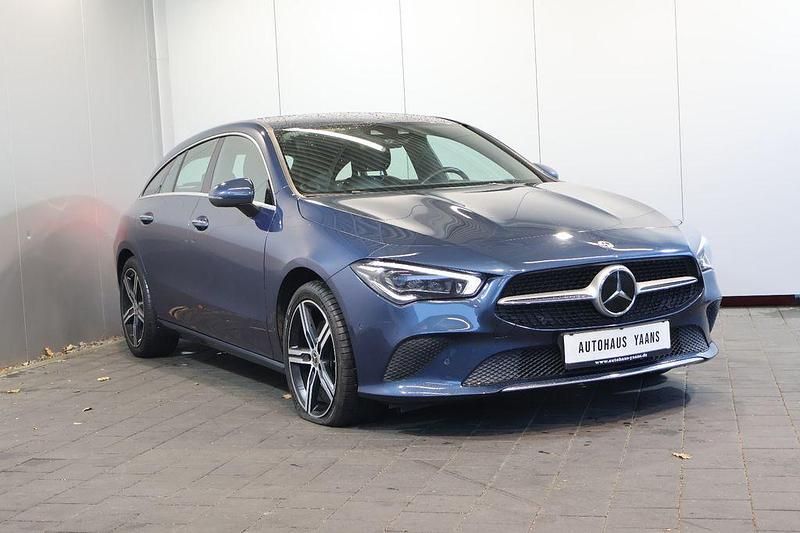 Gebraucht Mercedes CLA220 Progressive 190 PS (139 kW) 2020 Blau Limousine