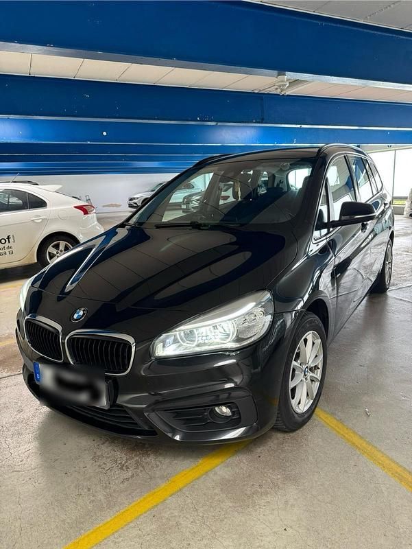 Schwarz Gebraucht 2016 BMW 218 Kombi | 9.000 € (Teuer) - Bild 1/4