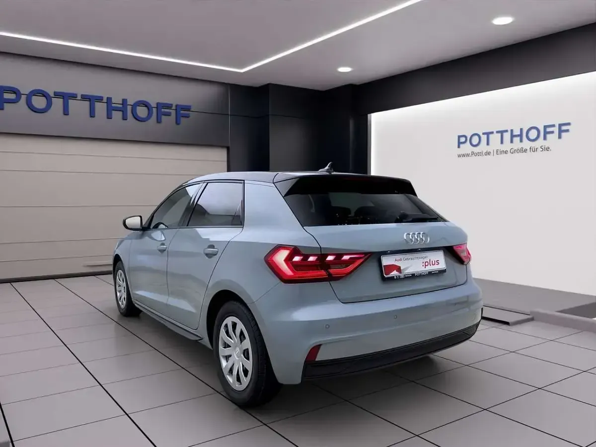 Usata Audi A1 95 CV (69 kW) 2025 Grigio SUV